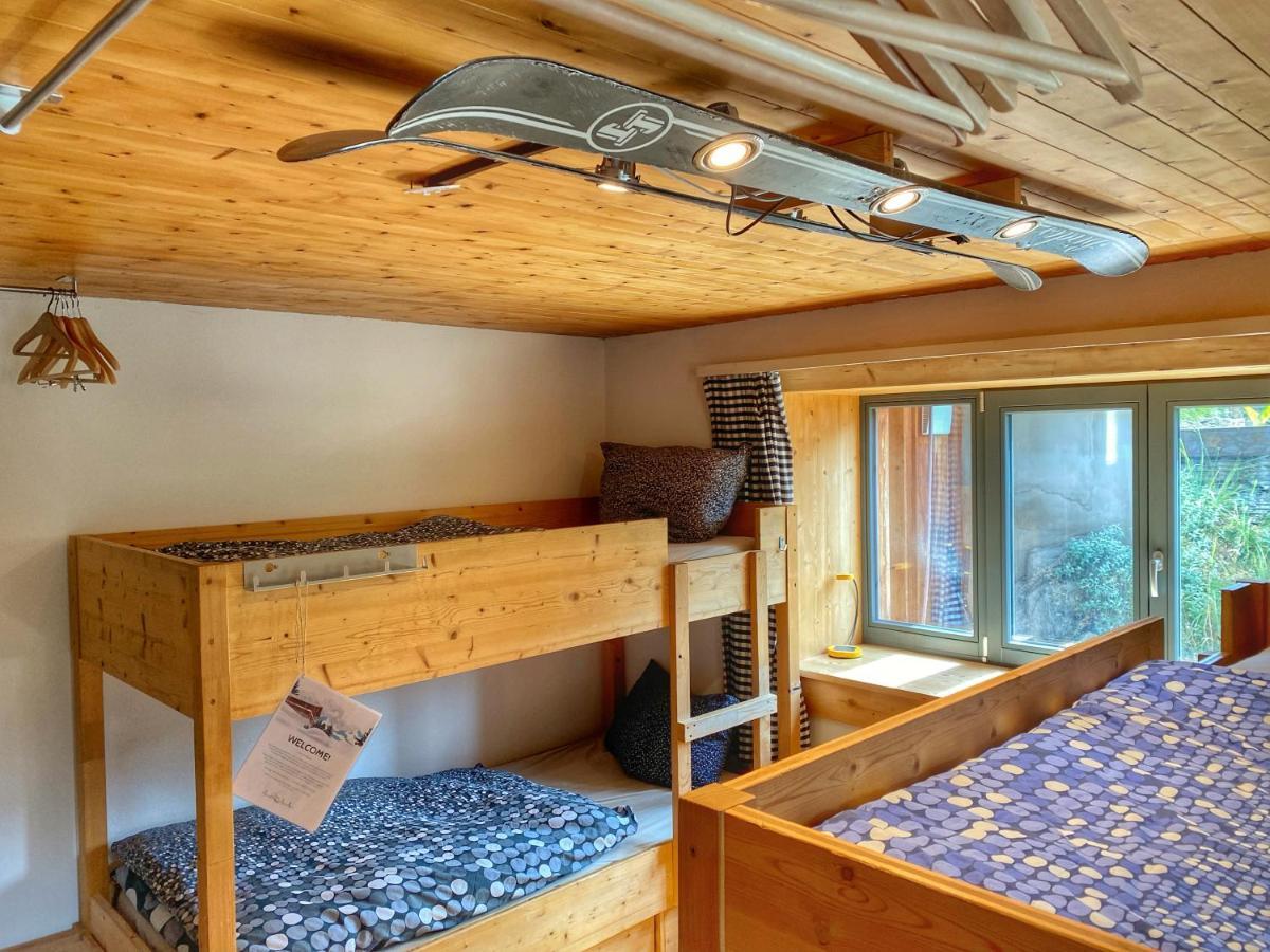 Lodge Basecamp *