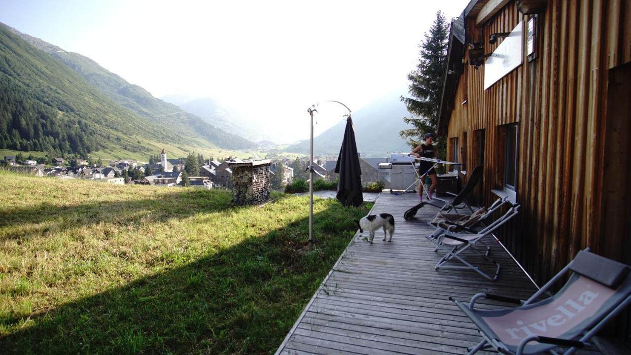 Basecamp Lodge *