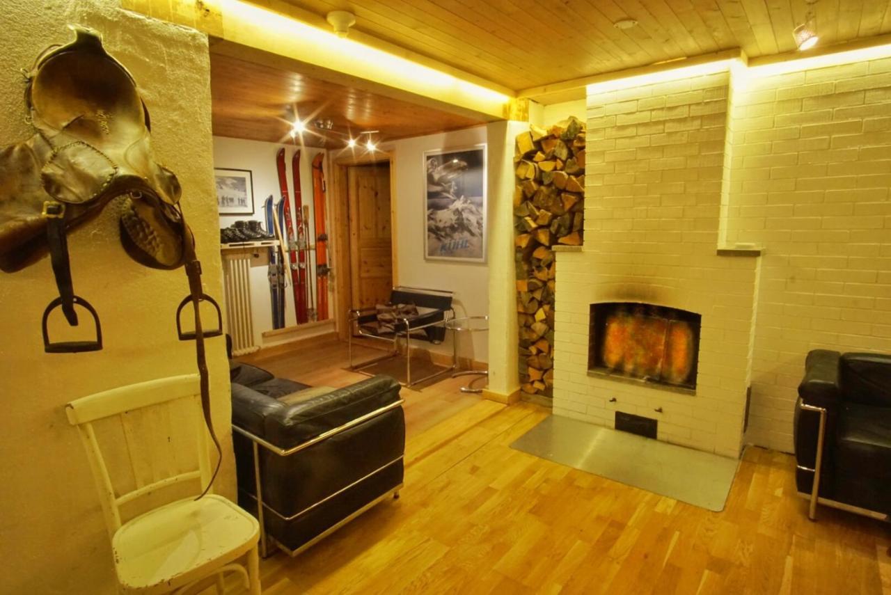 Lodge Basecamp *