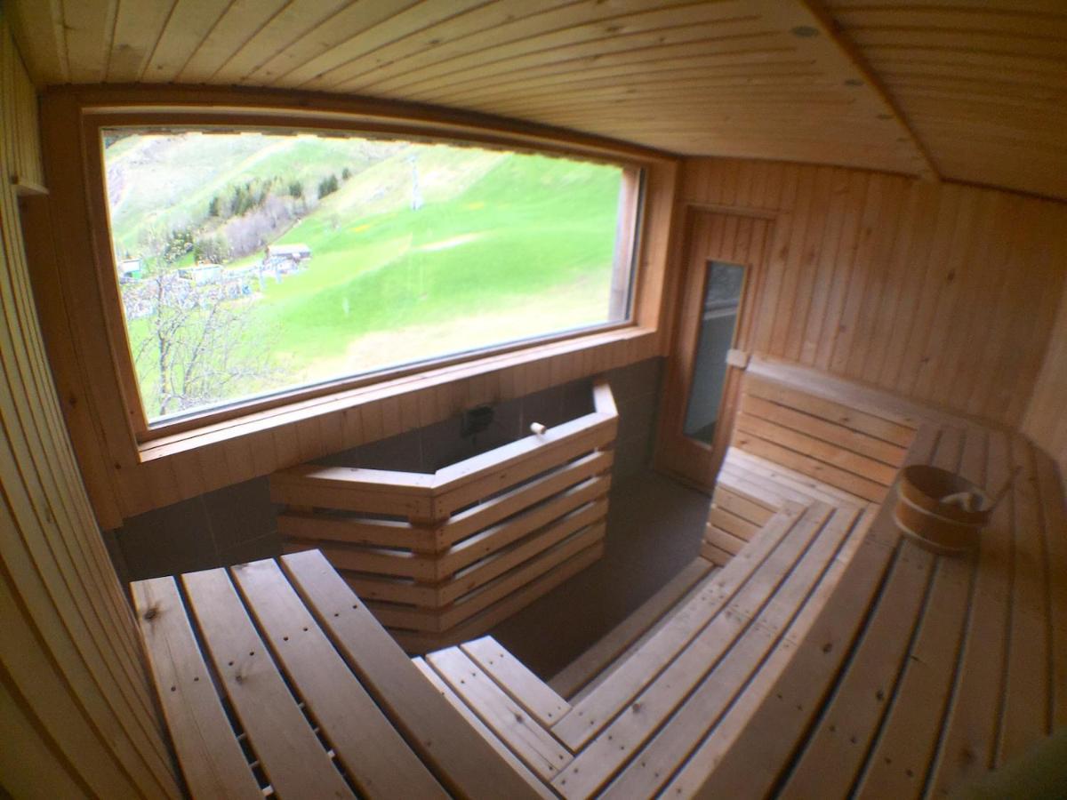 Lodge Basecamp