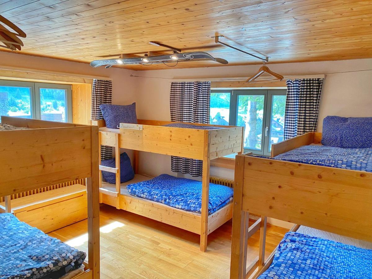 Basecamp Lodge