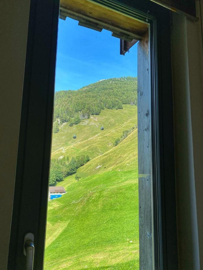 Basecamp Lodge