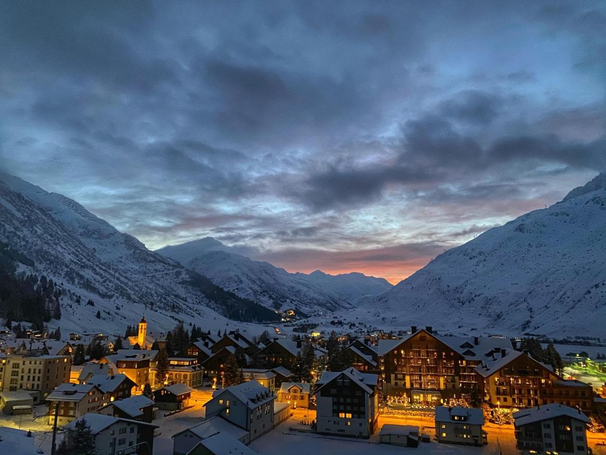 Basecamp Lodge
